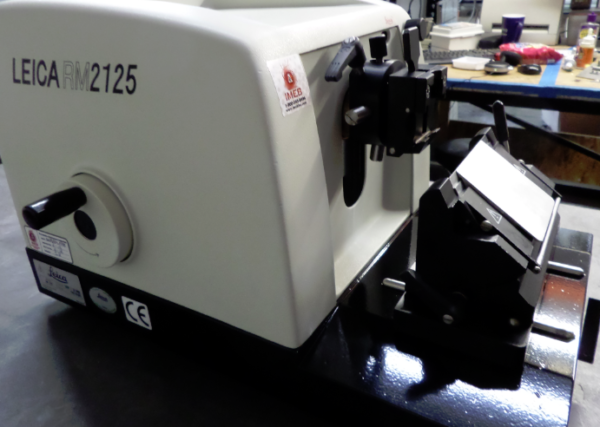 Leica RM2125 Microtome