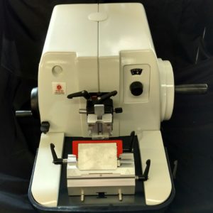 Leica RM2135 Microtome