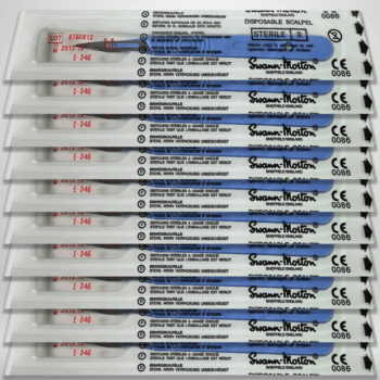 Pack of 10 Swann-Morton disposable scalpels